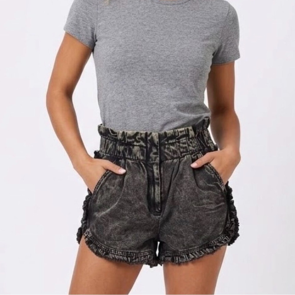 Sea New York Ruffle Hem Elastic Waist Scallop Hem Shorts Size 8 NWOT!